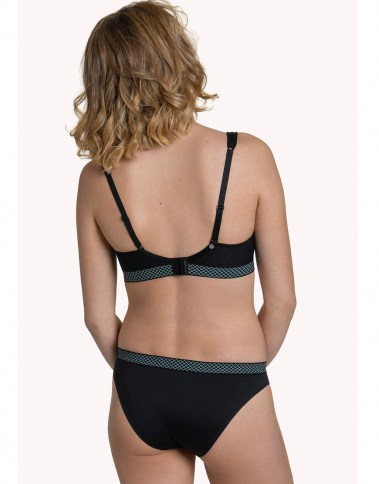 cheek-powerfull-62516-back